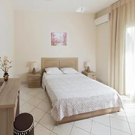 Apartamento Kostas 1 *