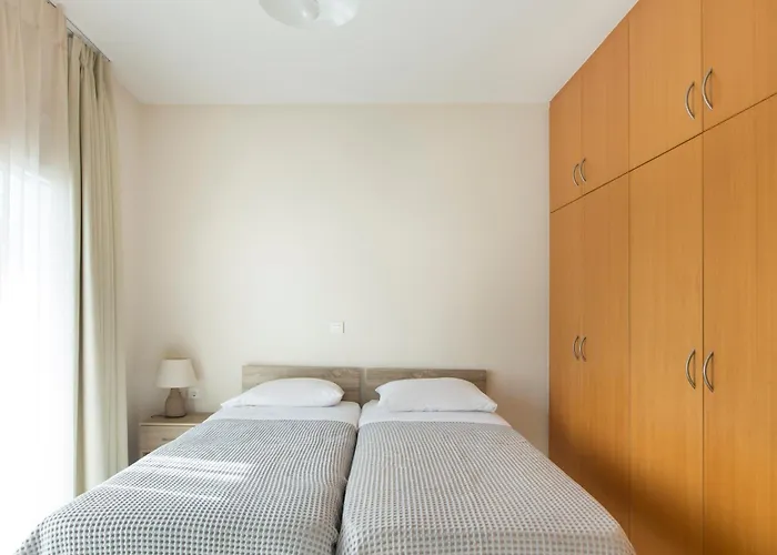 Kostas 1 بلدة كوس