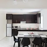 Kostas 1 Apartmán *