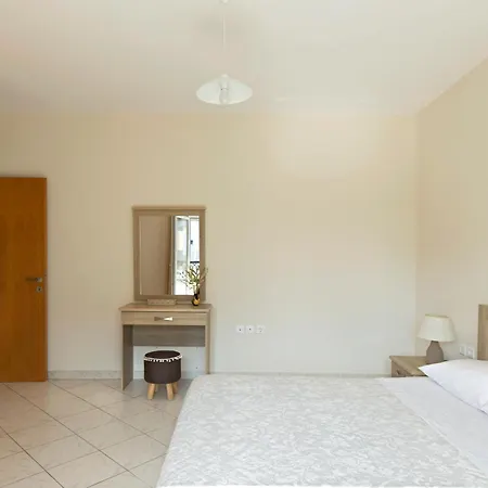 Apartament Kostas 1 *